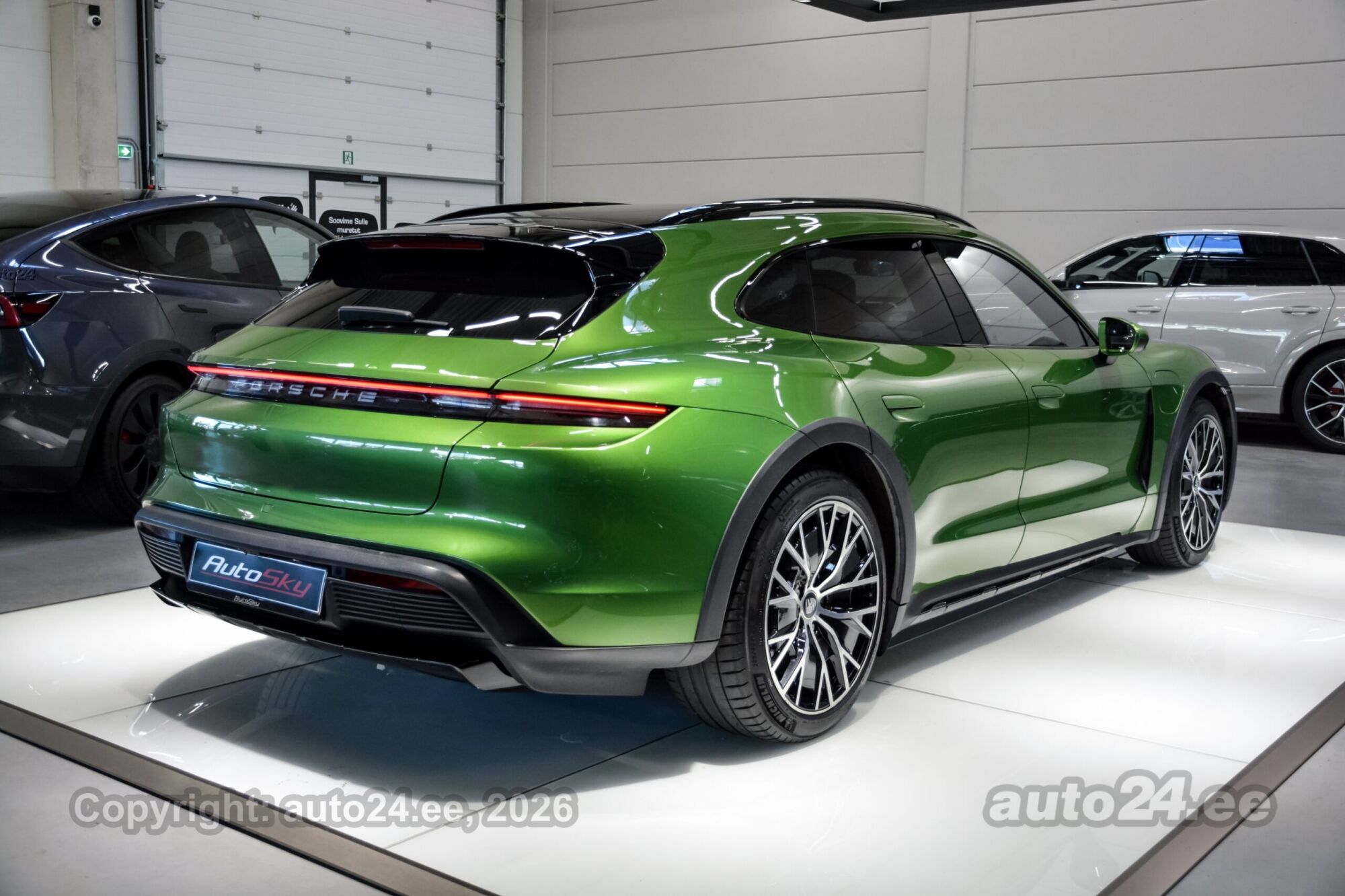 Porsche Taycan 2022, kuva 4/10