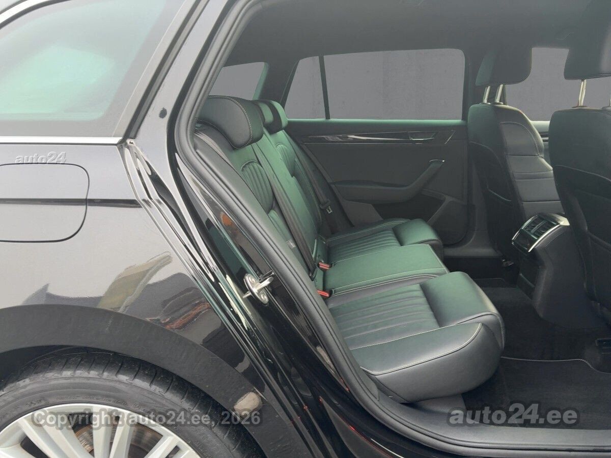 Skoda Superb 2022, kuva 7/10