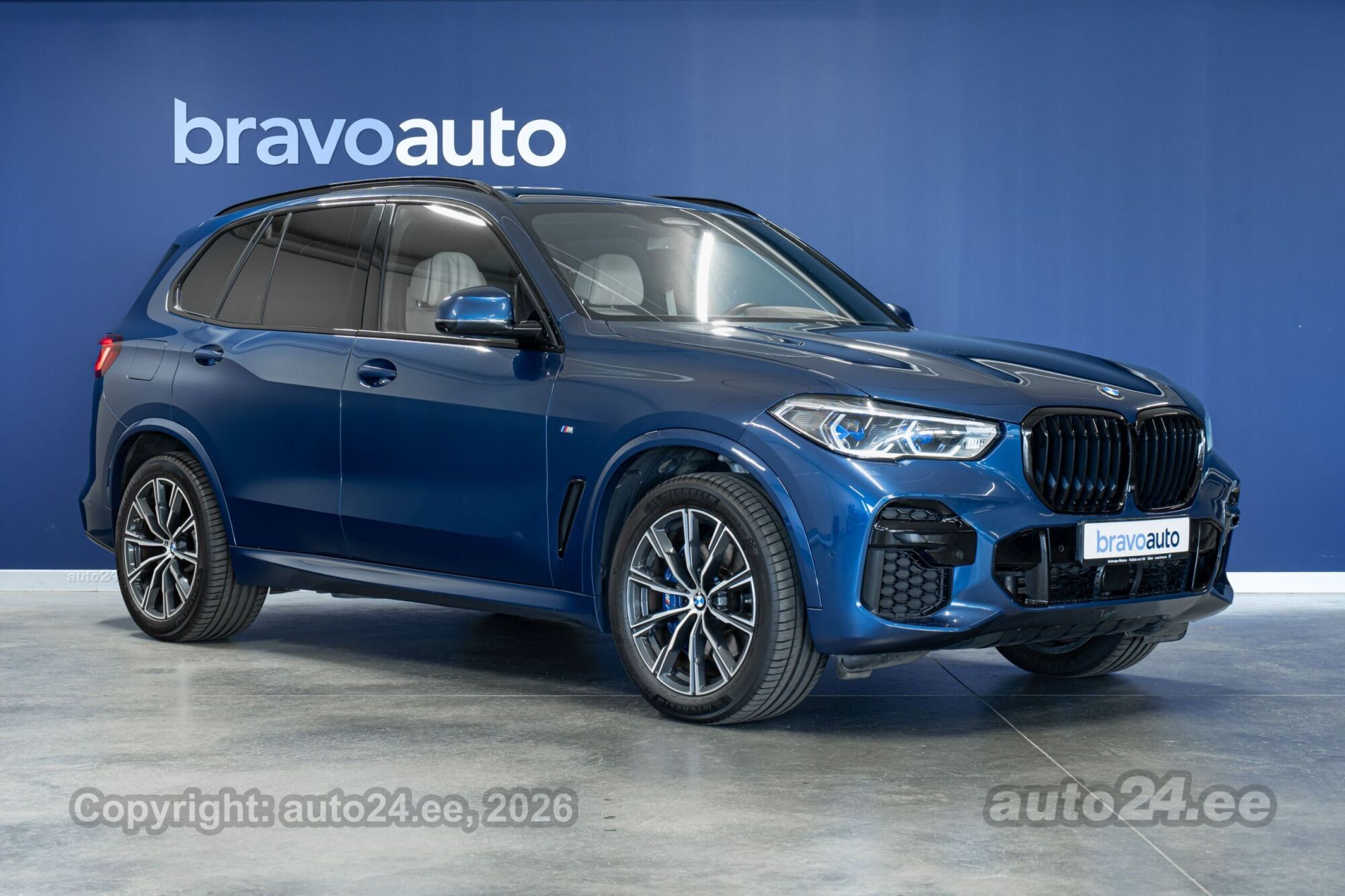 BMW X5 xDrive30d M-Sportpakett 3.0 210kW 2022, kuva 2/10