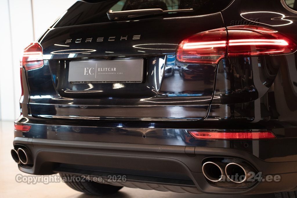 Porsche Cayenne - 7