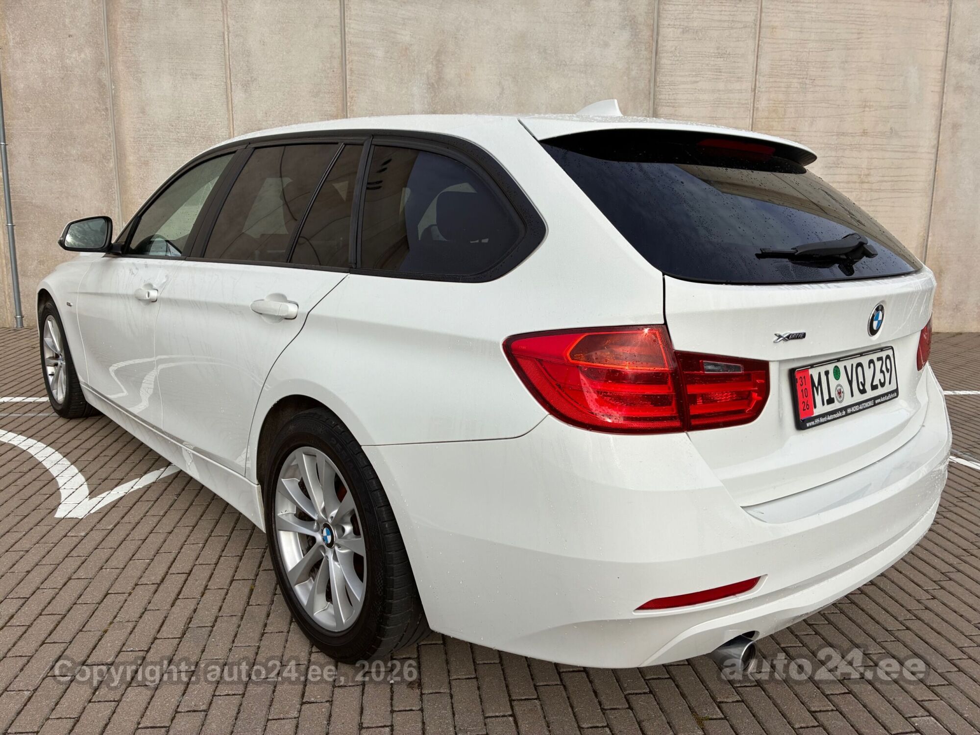 BMW 3 Series 2013 — interior