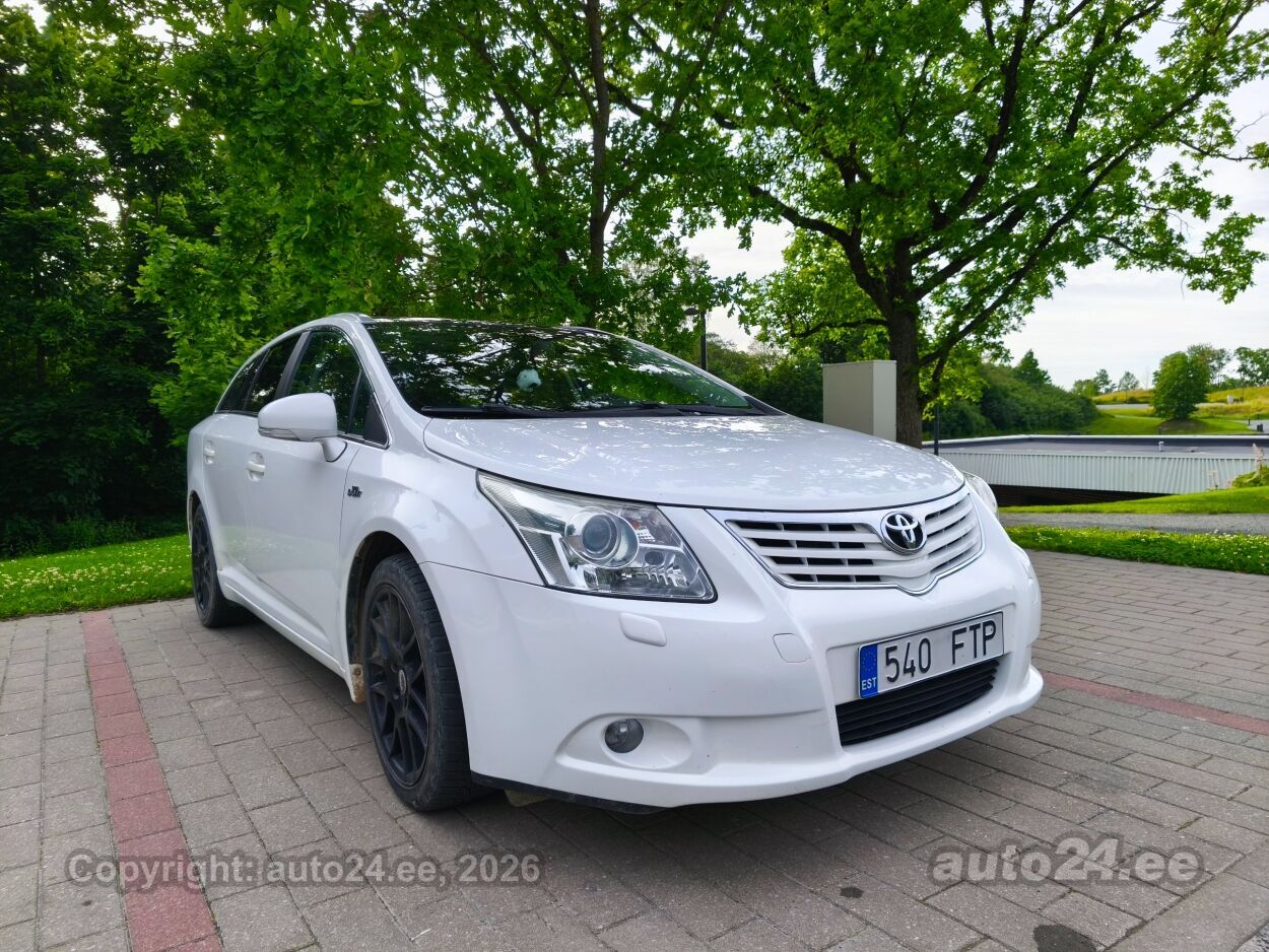 Toyota Avensis - 8
