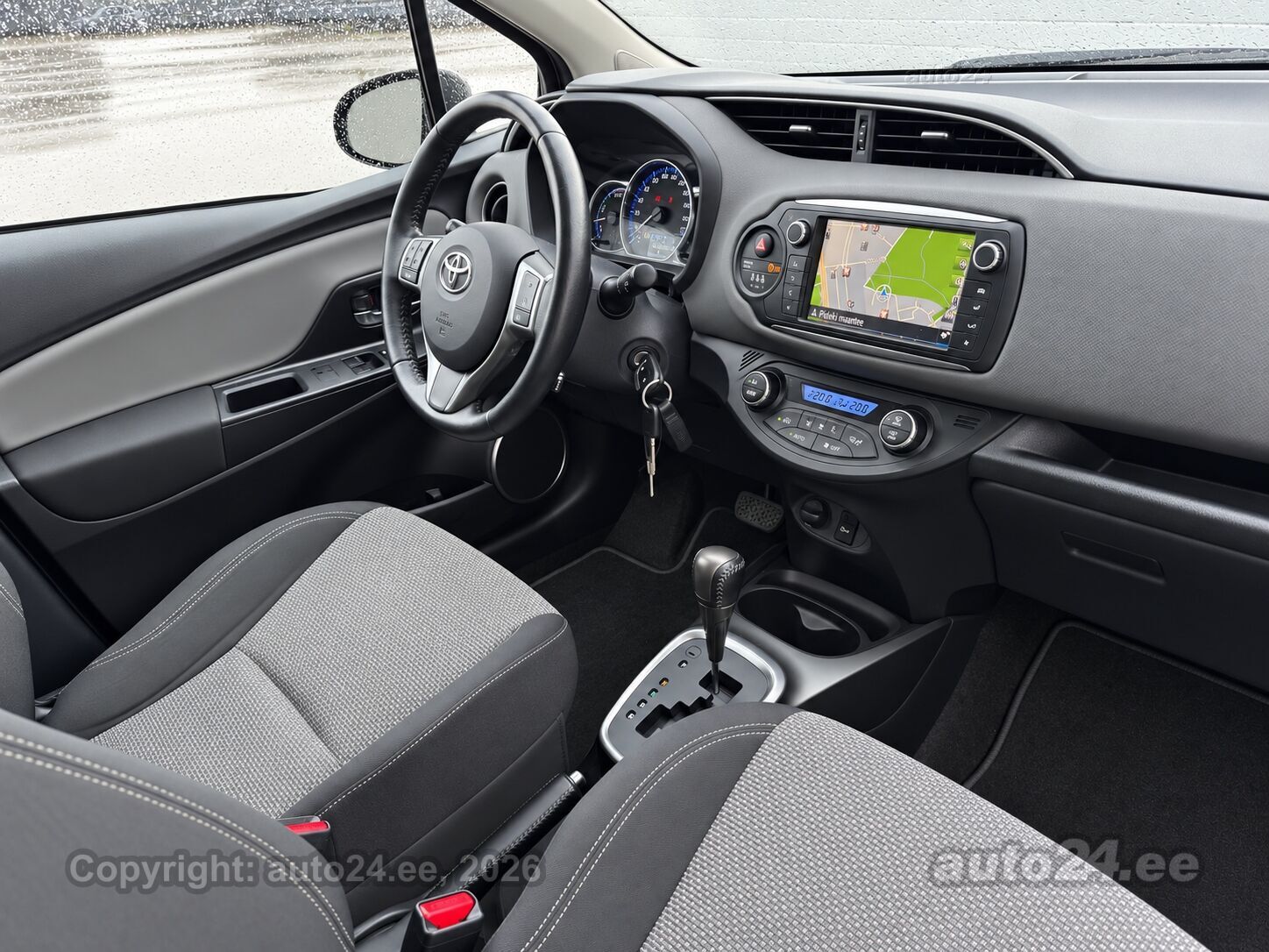 Toyota Yaris - 9