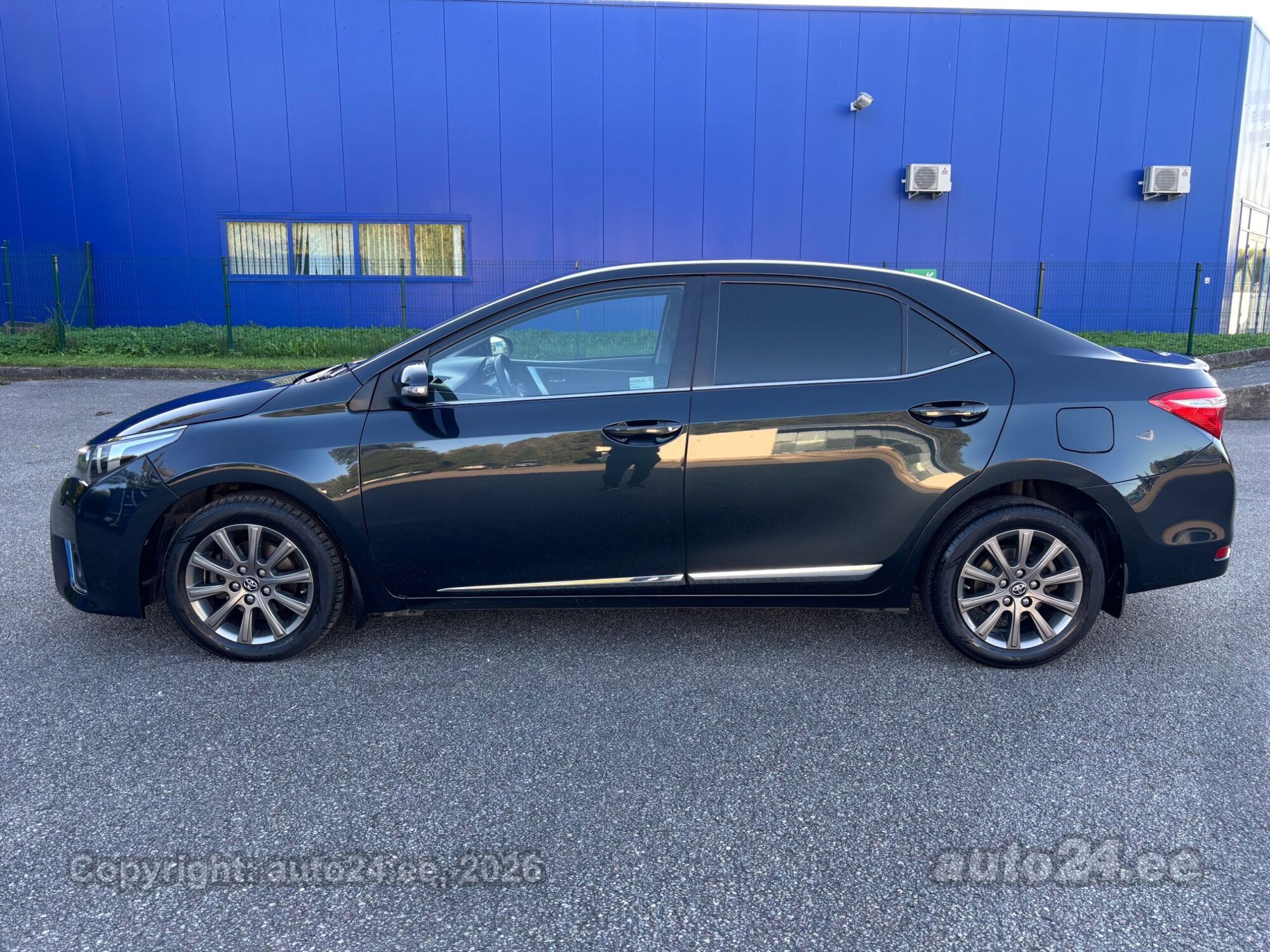 Toyota Corolla - 3