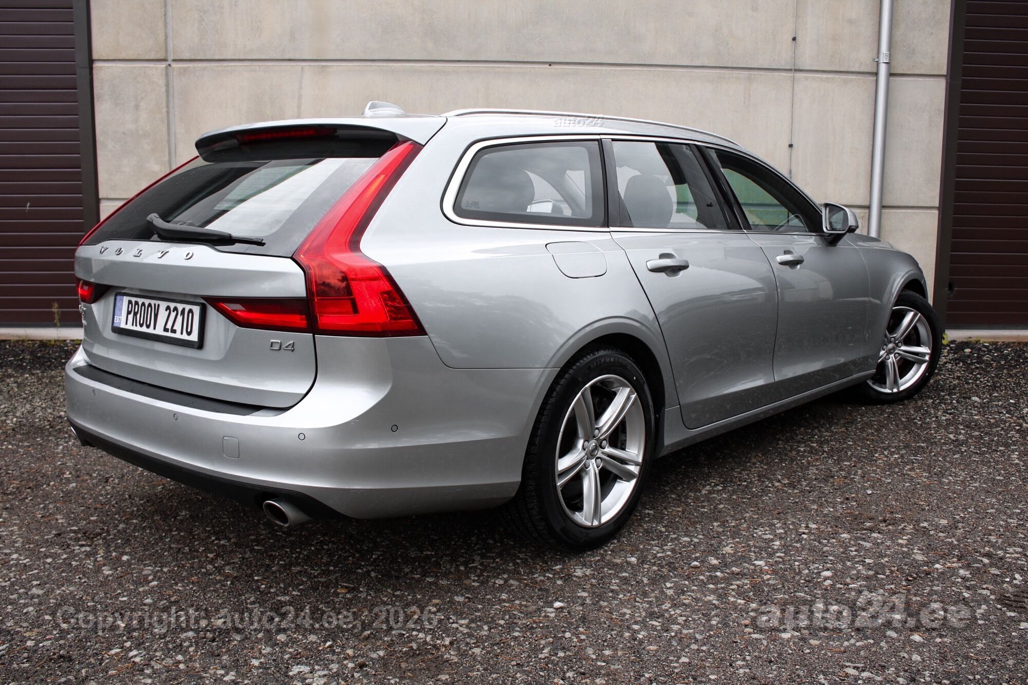 Volvo V90 - 5