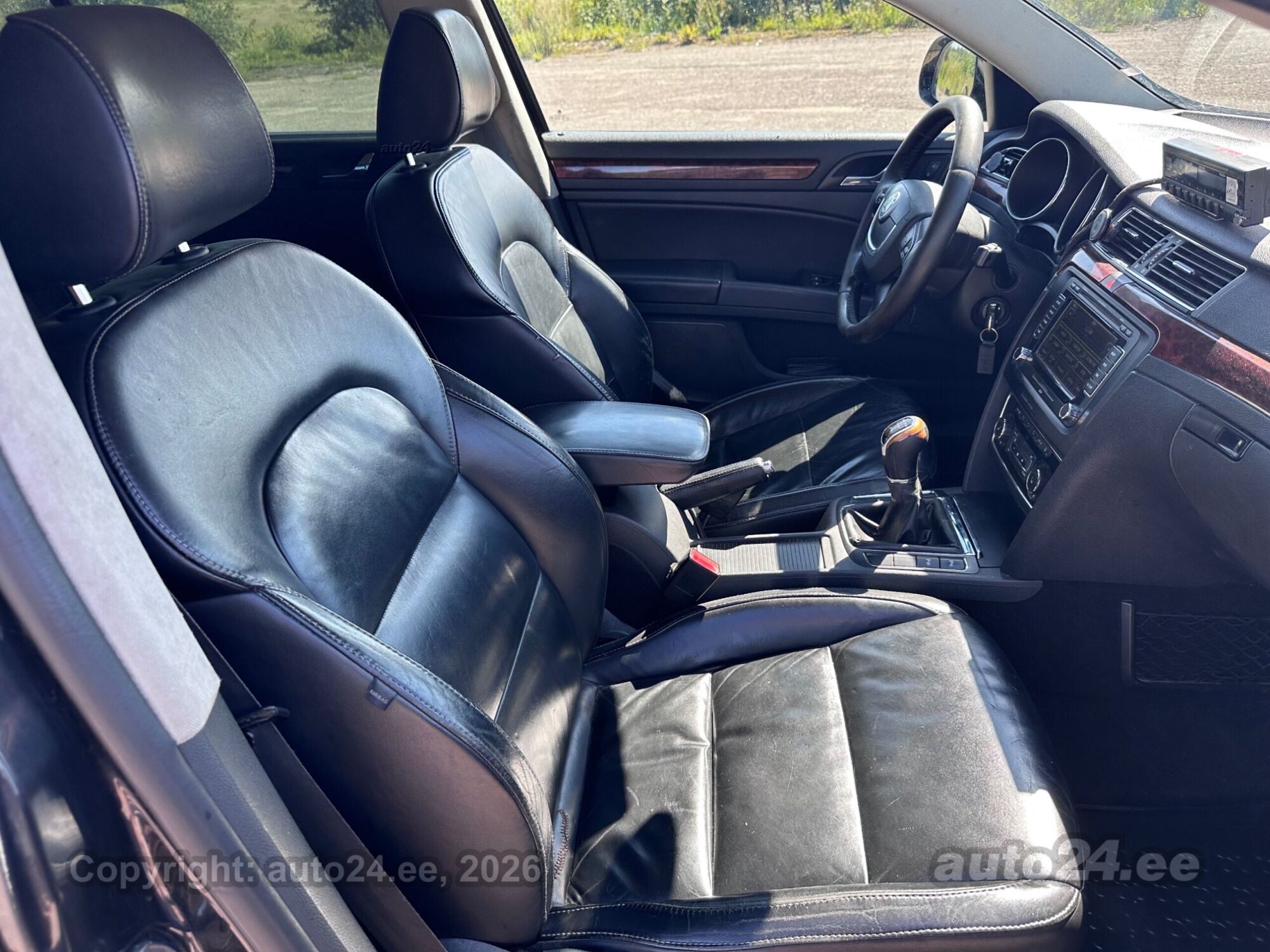 Skoda Superb 1.6 77kW 2010, kuva 7/9