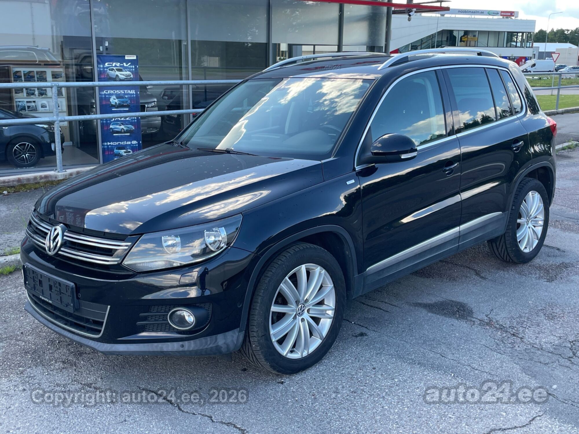 Volkswagen Tiguan CUp 2.0 103kW 2015, kuva 2/10
