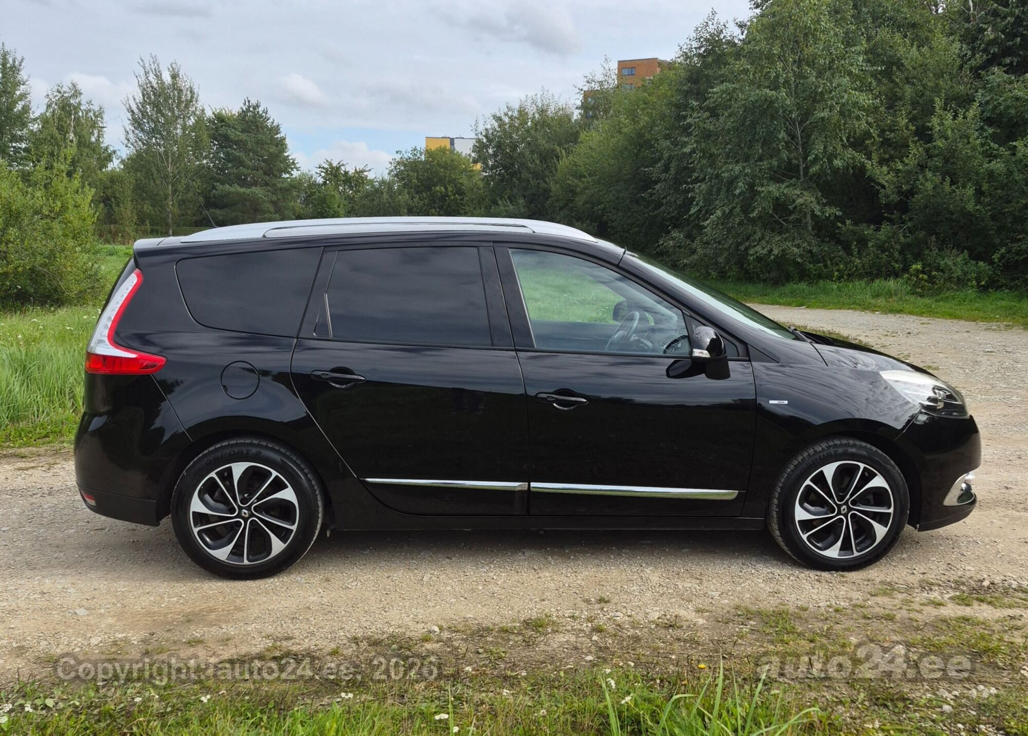 Renault Grand Scenic - 4