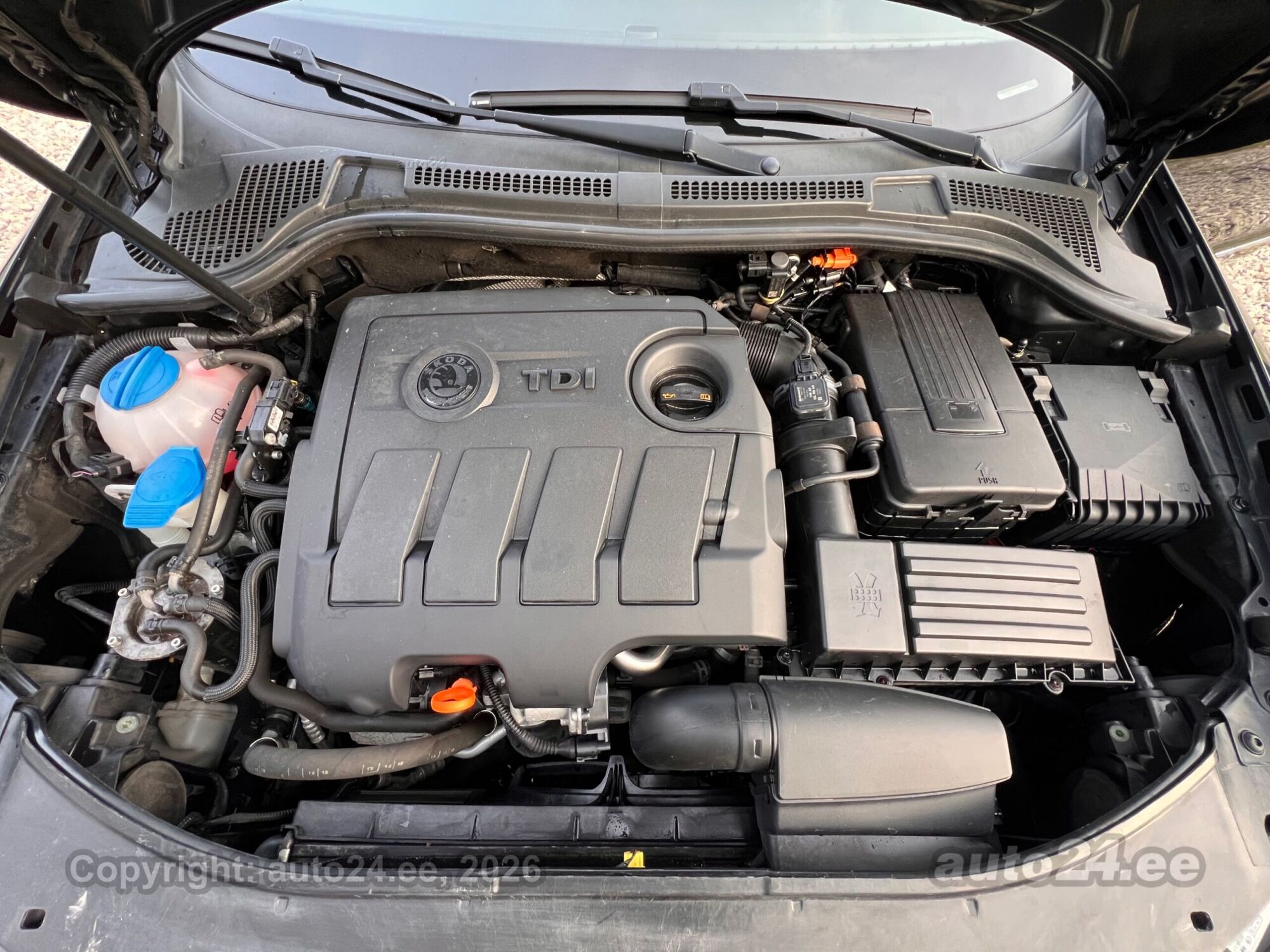 Skoda Superb 2013 — photo 10