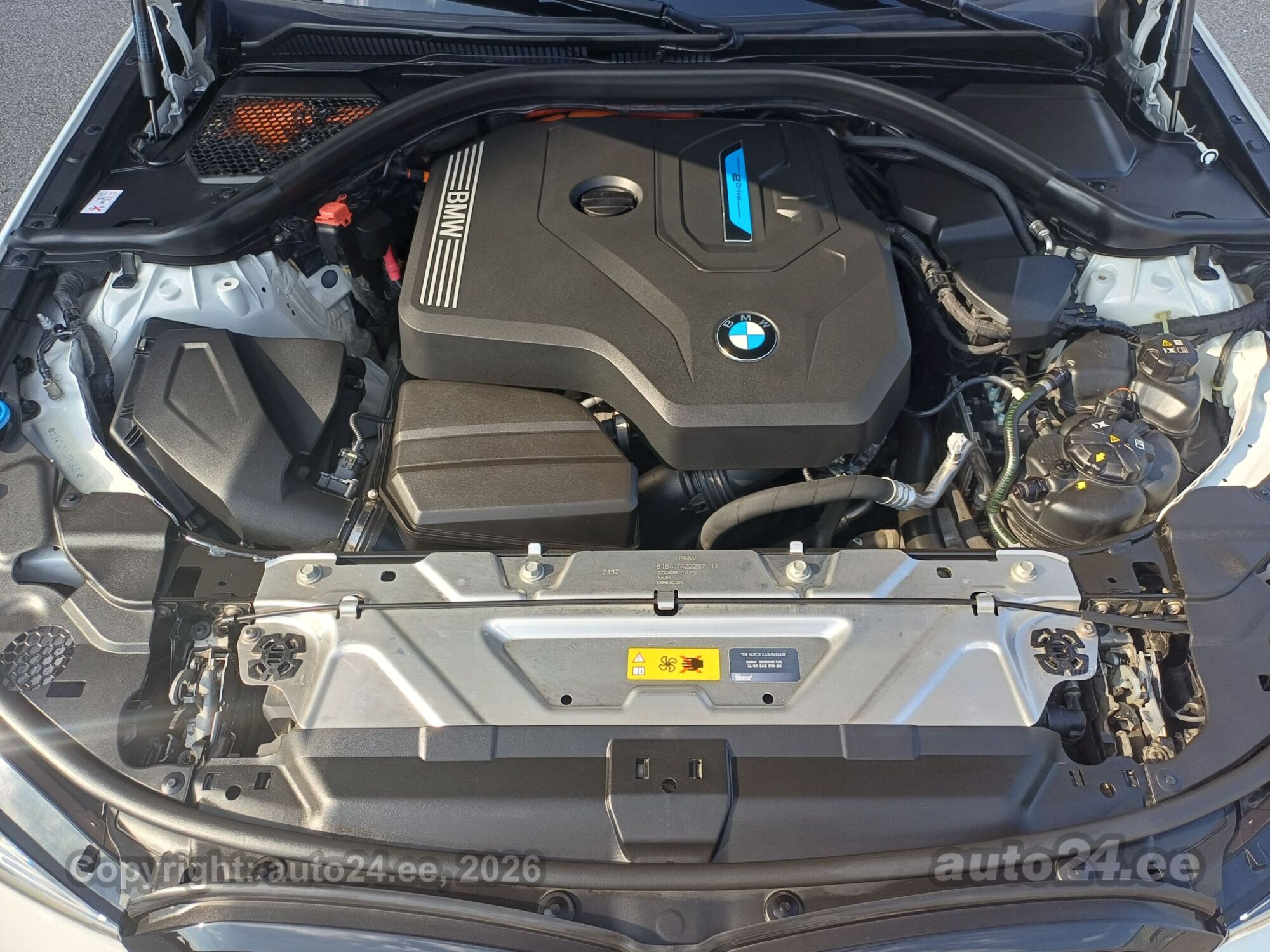 BMW 3-sarja 2022, kuva 7/10