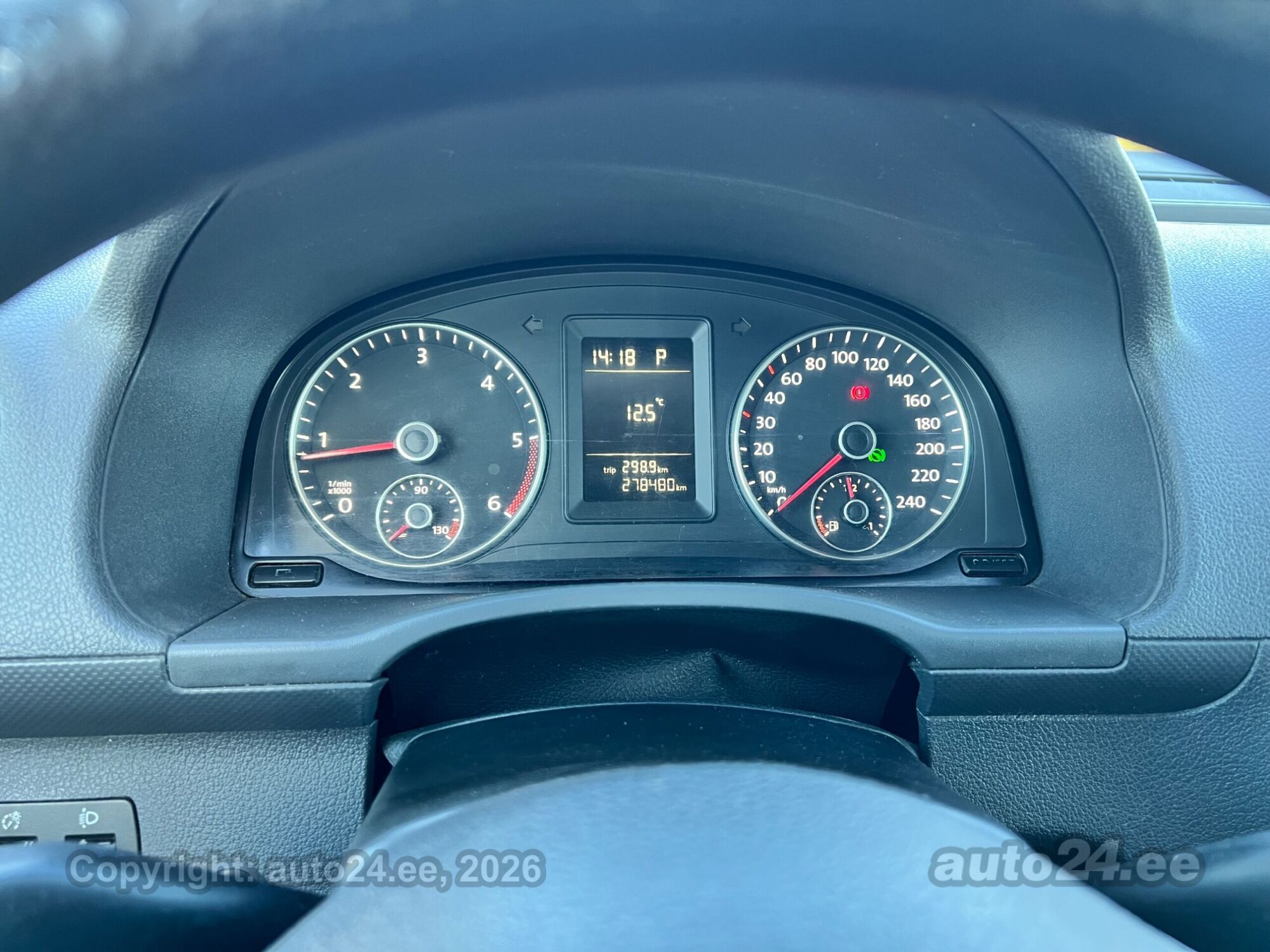 Volkswagen Caddy 2010 — photo 16