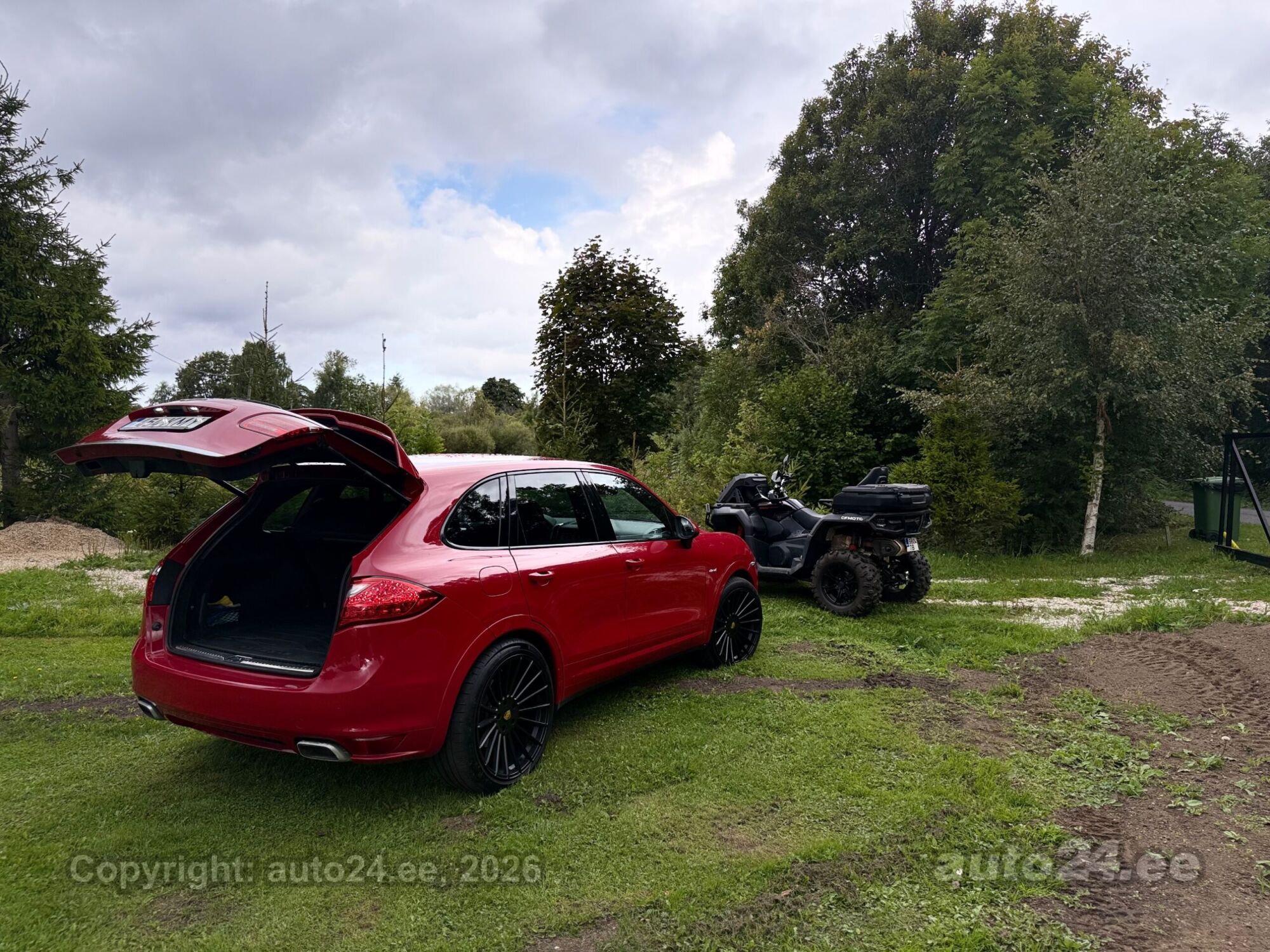 Porsche Cayenne - 2