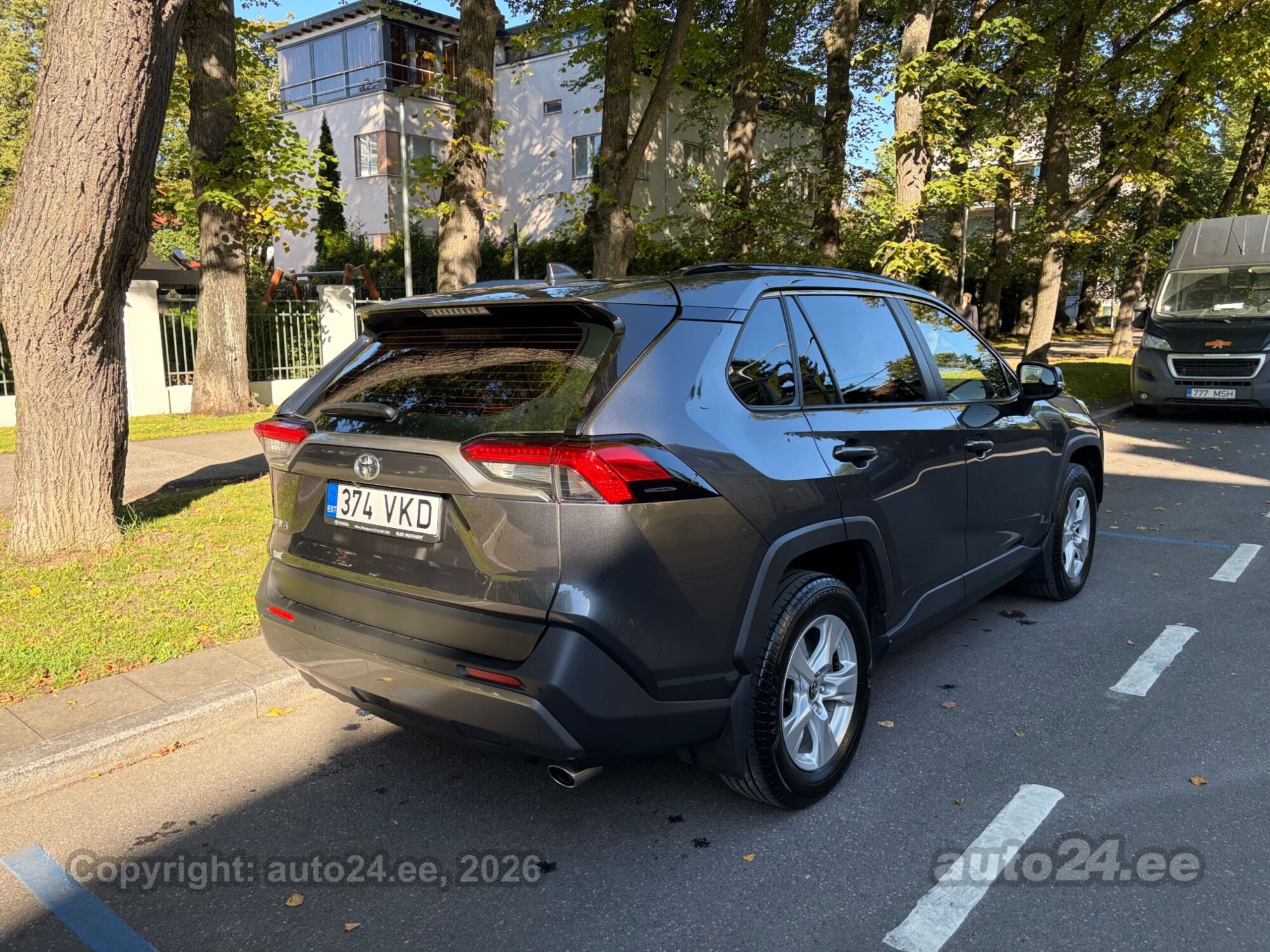 Toyota RAV4 - 2