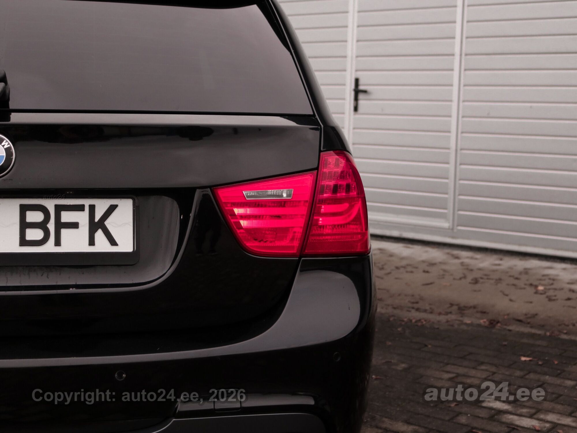 BMW 3 Series 2007 — photo 8