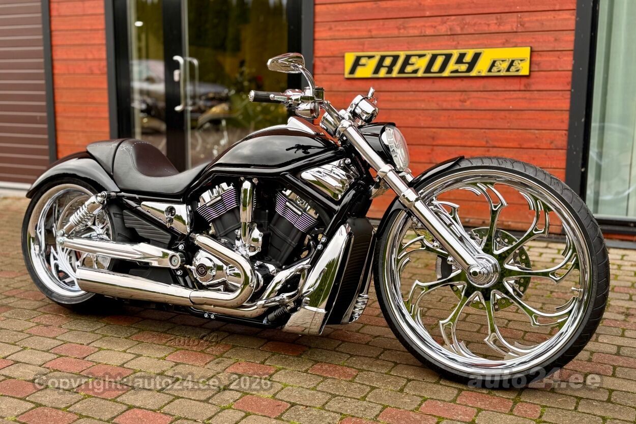 Harley-Davidson VRSCSE Screamin' Eagle CVO V-Rod V2 Revolution