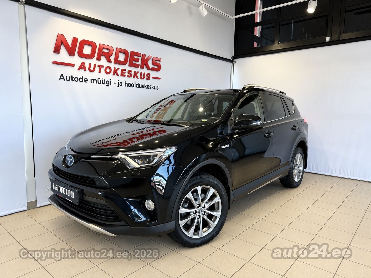 Toyota RAV4 - 1