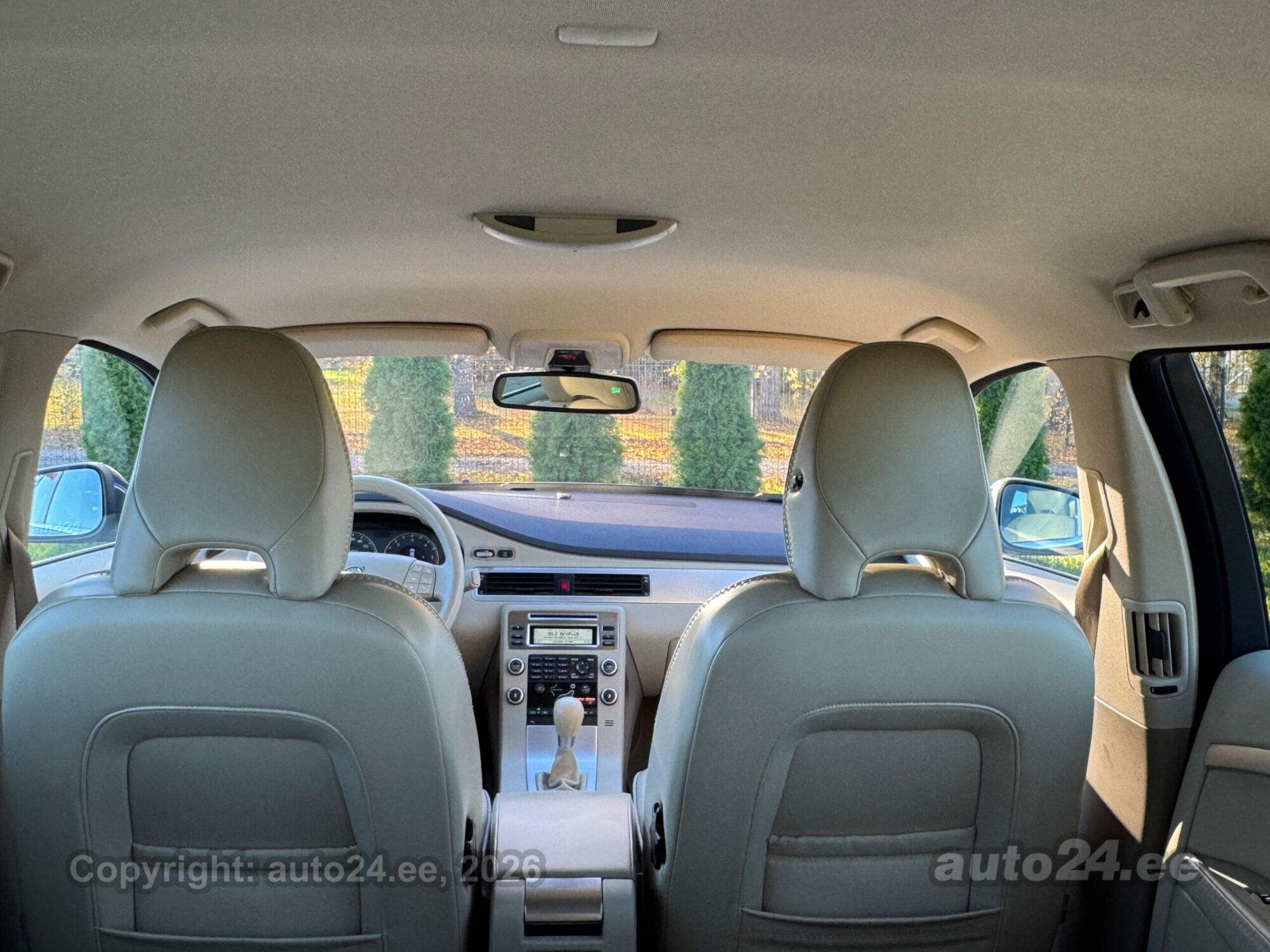 Volvo V70 2008 — photo 22