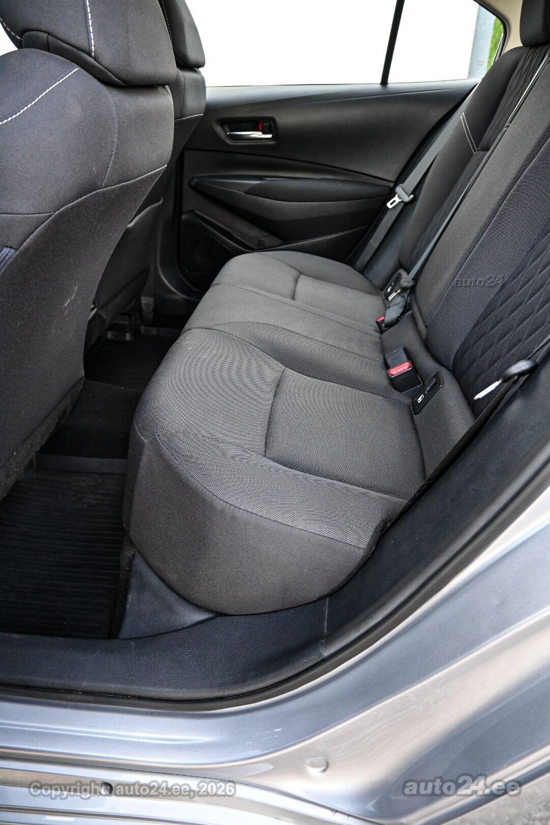 Toyota Corolla - 11