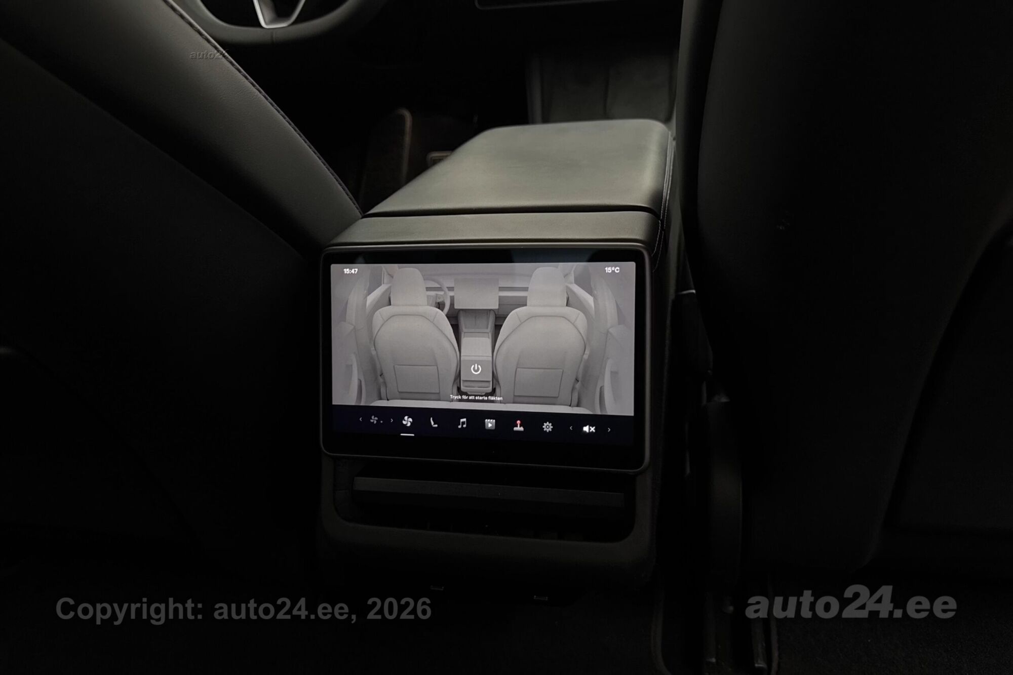 Tesla Model 3 2024, photo 7/10