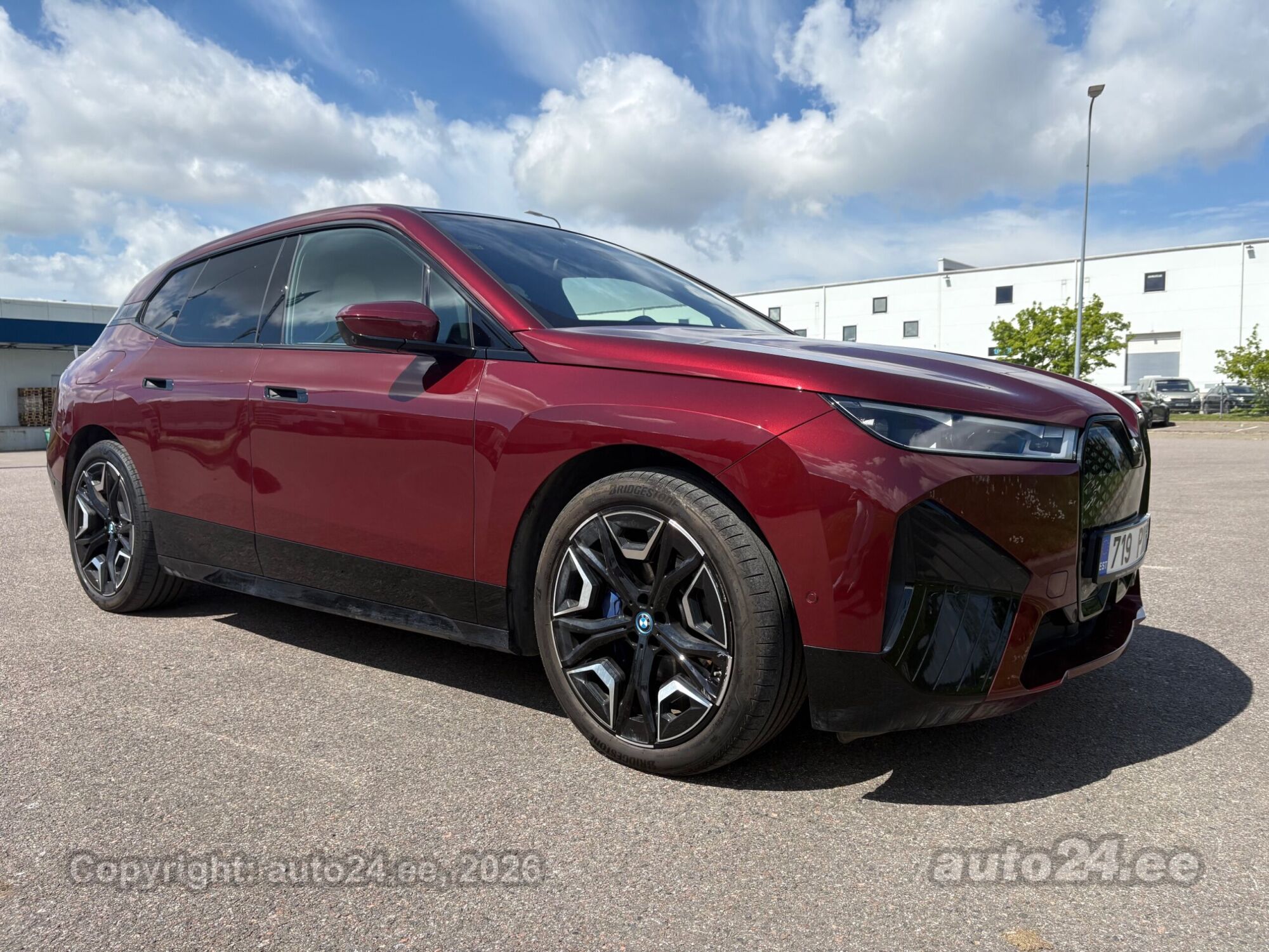 BMW iX