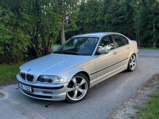 BMW 320 2000