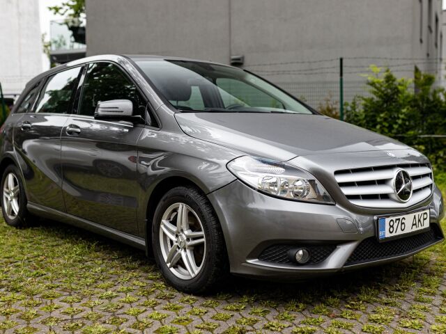 Mercedes-Benz B 180 1.6 90kW