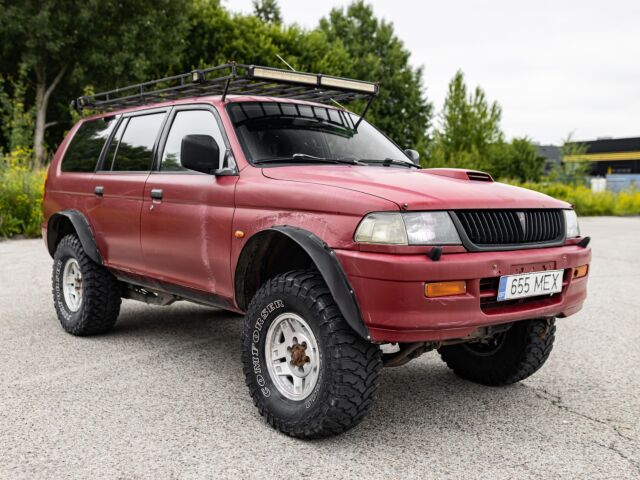 Mitsubishi Pajero Sport 2.5 73kW