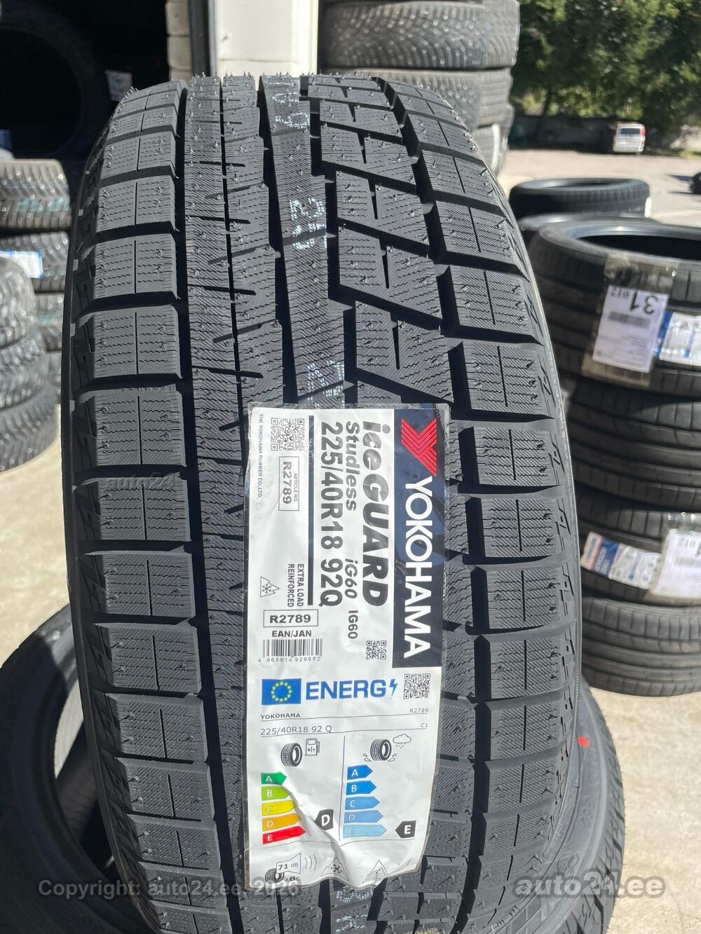 225/40R18 Yokohama Ice Guard IG60 Põhjamaa Lamellrehv Made In 