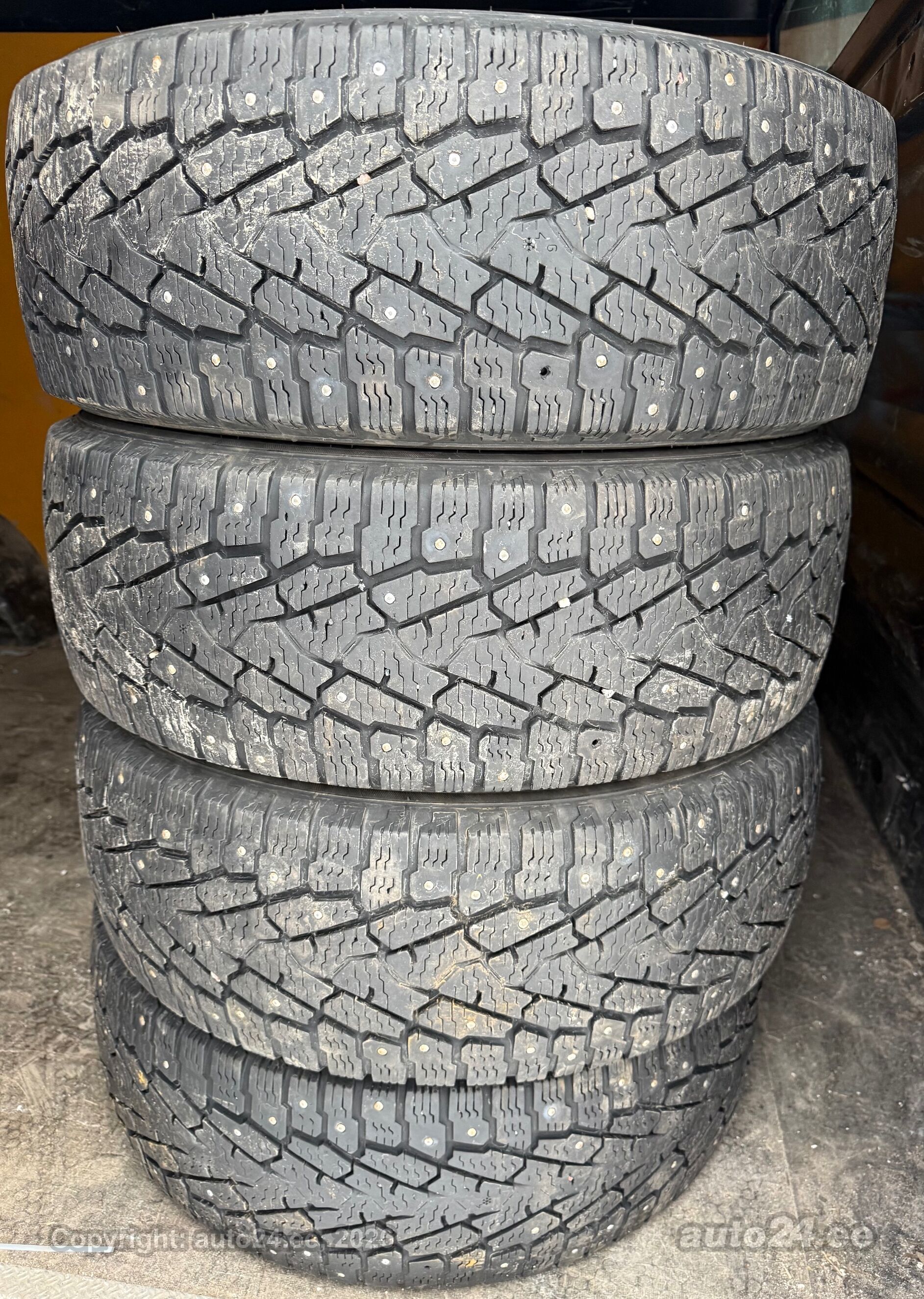 235/65R16   Nokian Hakkapeliitta C3 – foto 1
