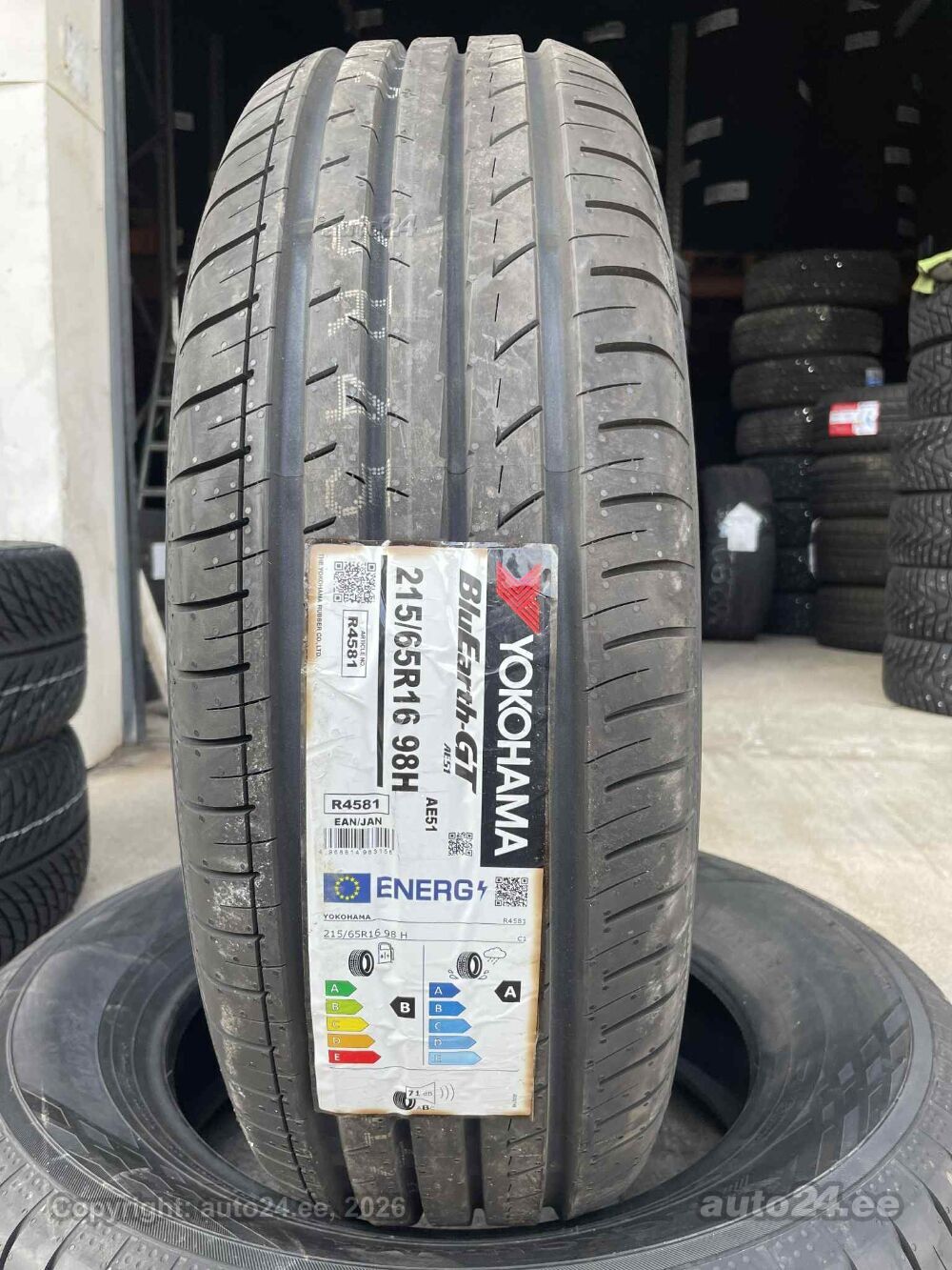 215/65R16 Yokohama BluEarth-GT AE51 - Tyres - auto24.ee