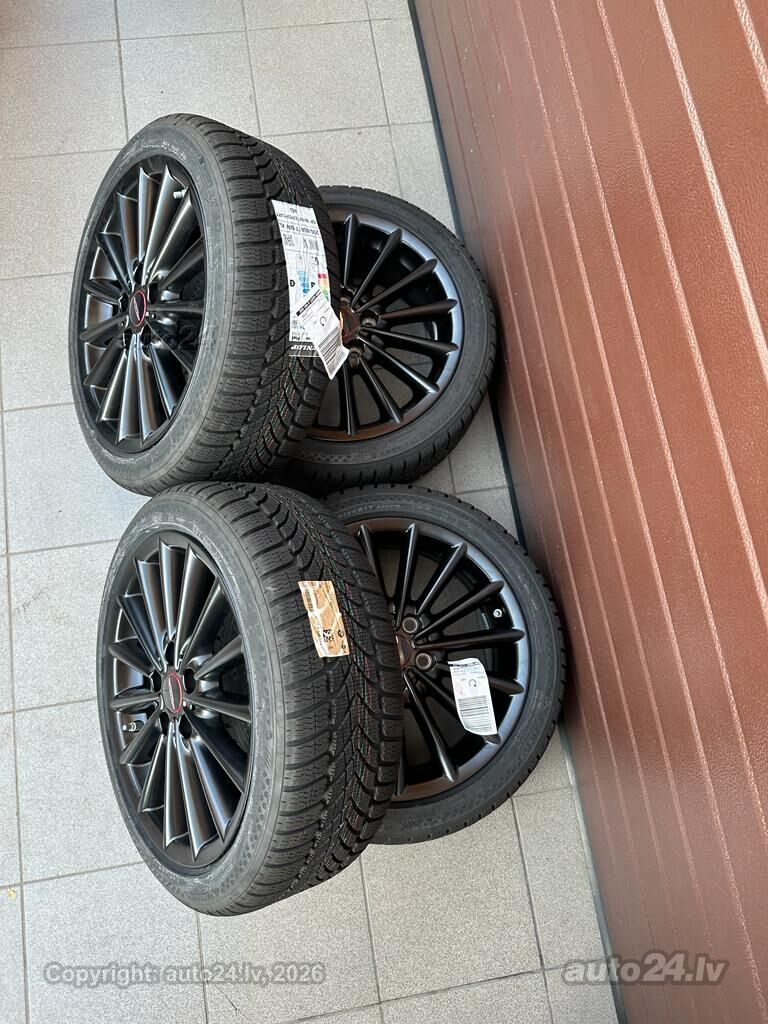 205/45R17 F55 F56 Bev F56 F57 Jcw MINI Dunlop SP WinterSport 4D