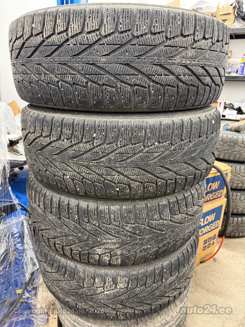 225/60R17   Nokian – foto 1
