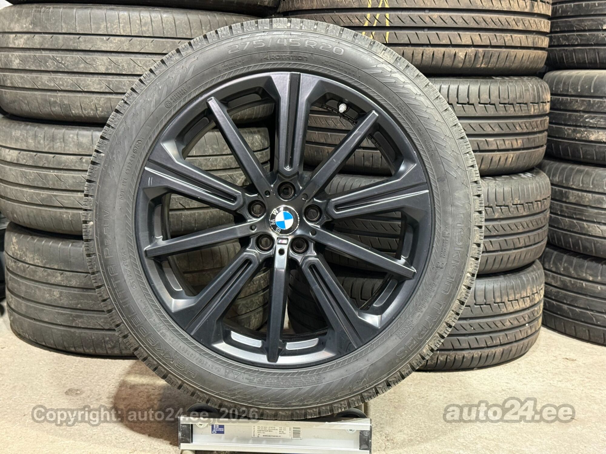 275/45R20 STYLE 748M BMW Nokian Hakkapeliitta R5 SUV - Wheels +