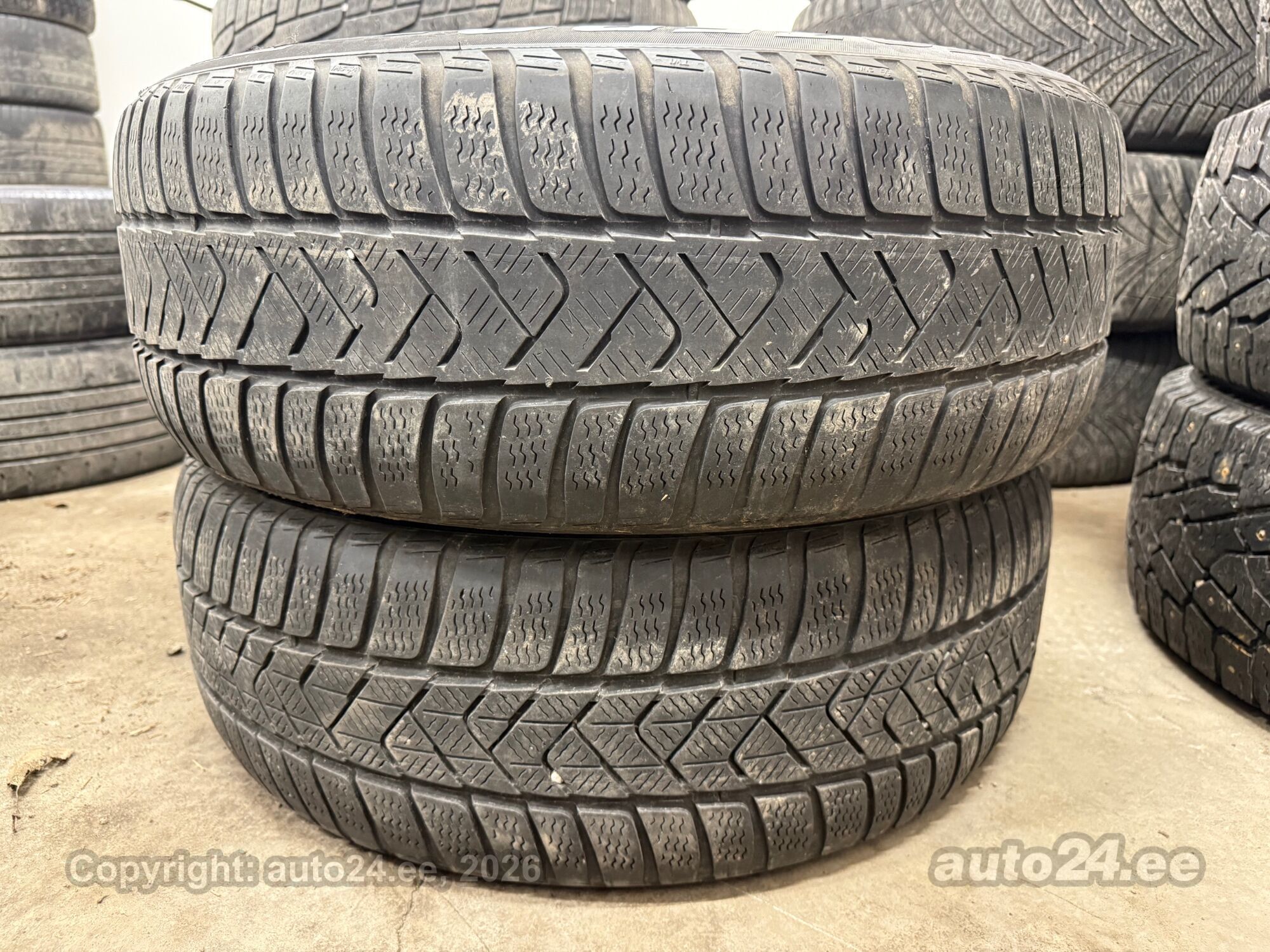 225/55R17   Pirelli – foto 1