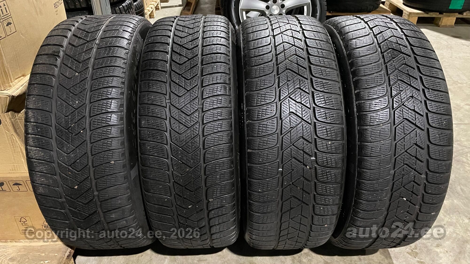 クリピレリSCORPION 235/55R19 255/50R19② 235/55R19 Pirelli Scorpion [235/55 & 255/50 R19] 7mm!!! - Tyres
