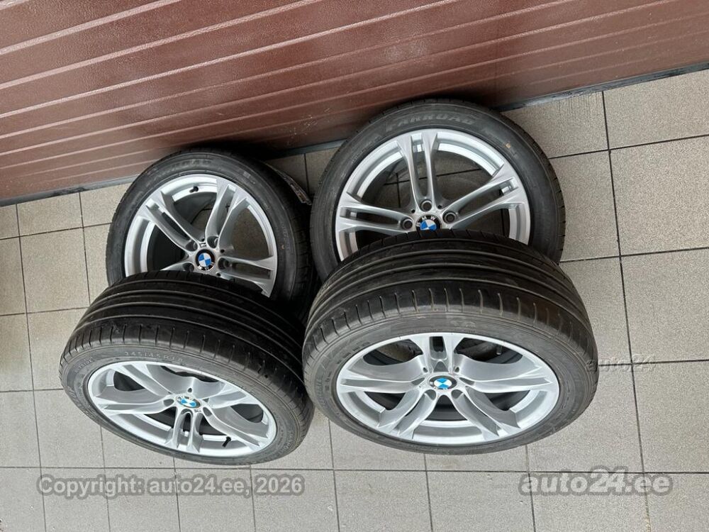 245/45R18 BMW F10 F11 F06 F12 F13 LCI BMW Dunlop SP Sport MAX 