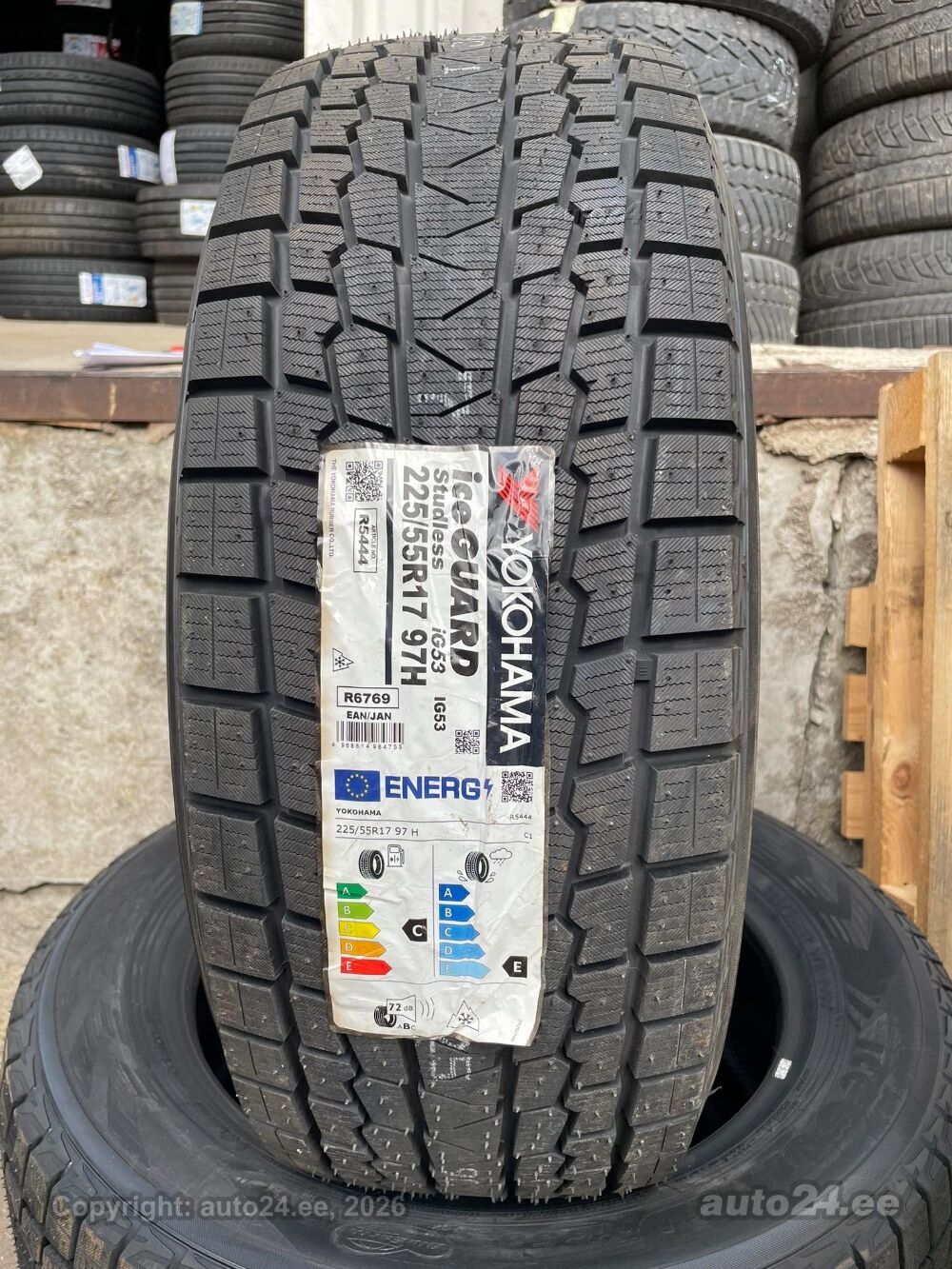 225⁄55R17 YOKOHAMA iceGUARD Yokohama 97H Tire IG53 Winter | GUARD 