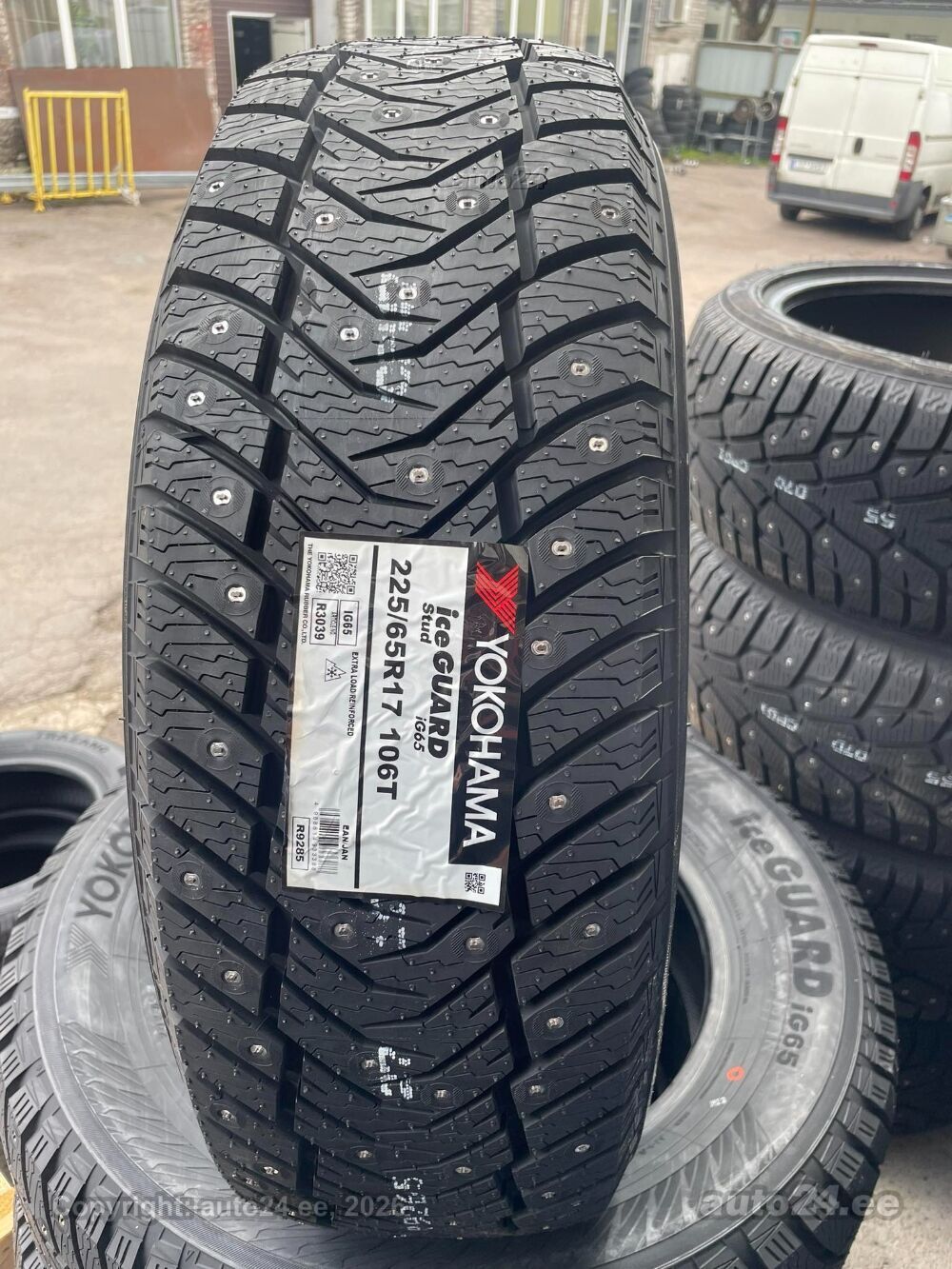 YOKOHAMA 225/65R17 iceGUARD G075 YW841 225⁄65R17 Yokohama Ice