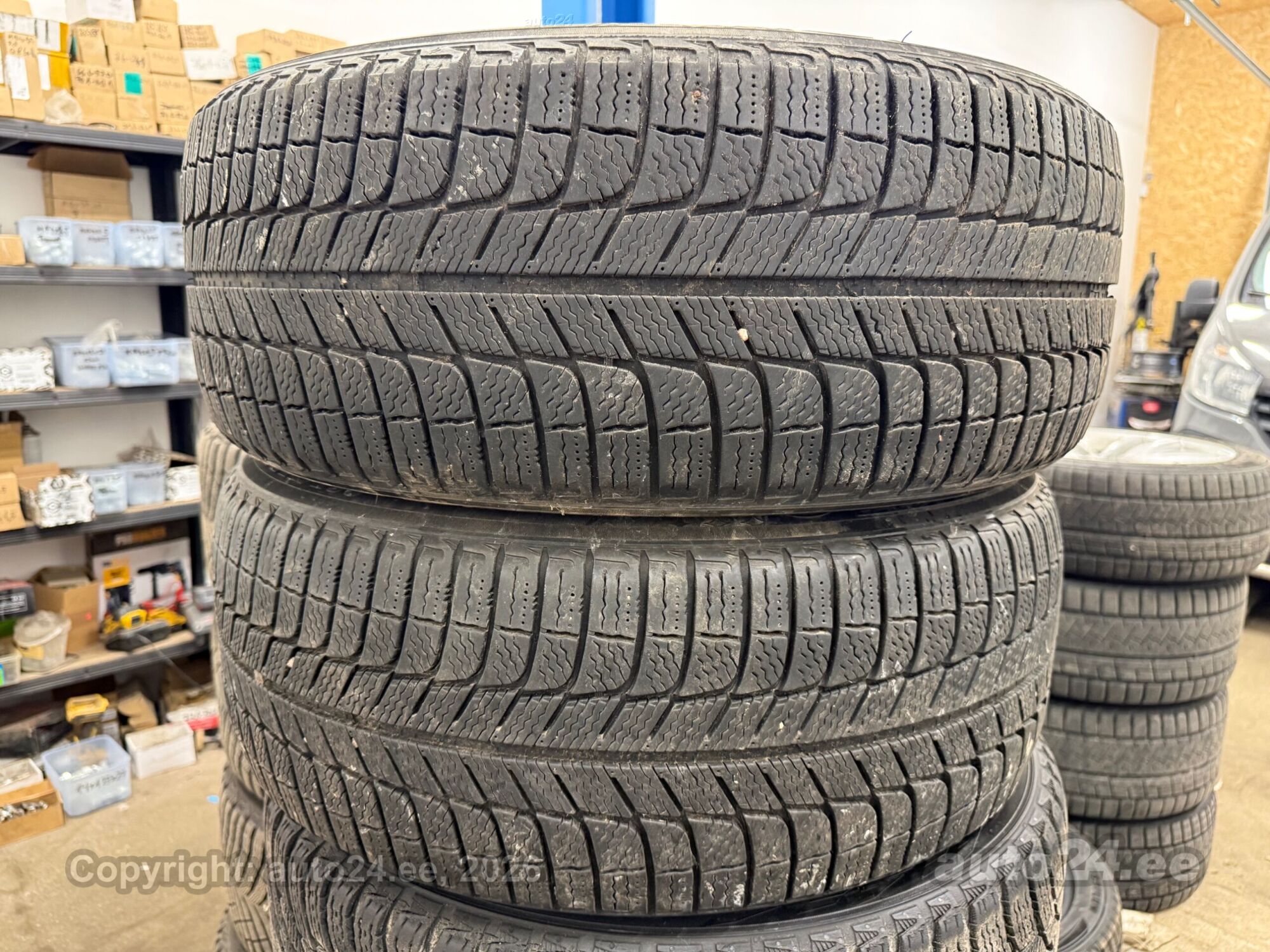 225/55R17   Michelin X-Ice – foto 1
