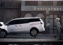 VIDEO: Kia testis Grand Carnivali turvalisust vastu maapinda kukutamisega