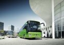 Mercedes esitles uut reisibussi Tourismo RHD