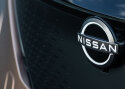 Nissan võtab kasutusele uue embleemi