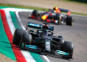 Lewis Hamilton oli Imolas kvalifikatsiooni kiireim
