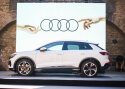 Galerii: Audi näitas Pirita kloostrivaremetes uut elektrimaasturit 