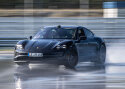 VIDEO. Taycan driftis rekordite raamatusse
