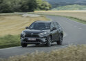 Toyota menukaim linnamaastur RAV4 on nüüdsest saadaval pistikhübriidina