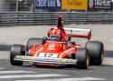 Charles Leclerc lõhkus ajaloolise Ferrari F1 auto
