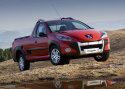 Peugeot plaanib suurt kastiautot