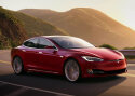 Tesla Model S Plaid lubab ulmenumbreid