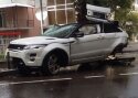VIDEO: Range Rover Evoque hüppas Sotšis viaduktilt alla